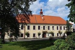 Čechtice (okres Benešov) – zámek