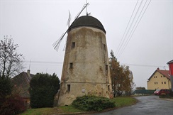 Třebíč – větrný mlýn na Kanciborku